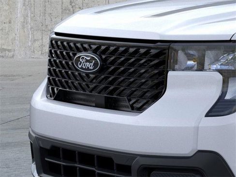 New 2025 Ford Maverick XLT w/ XLT Luxury Package image 18