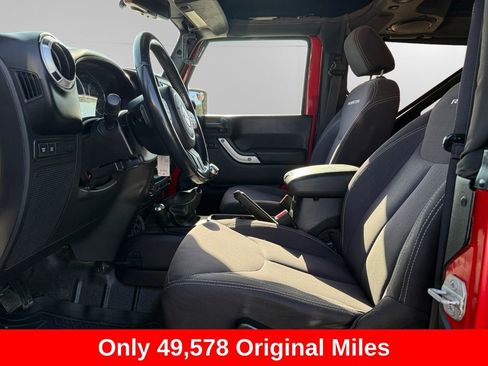 Used 2014 Jeep Wrangler Rubicon w/ Power Convenience Group AWD/4WD image 9
