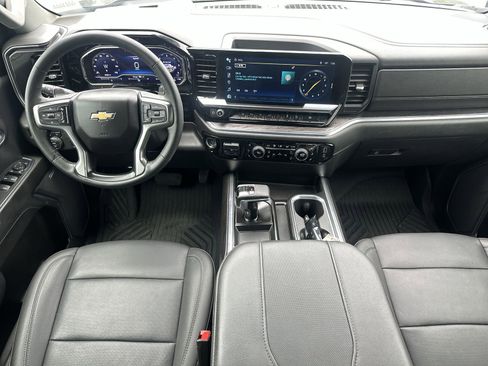 Used 2024 Chevrolet Silverado 1500 LTZ AWD/4WD image 18