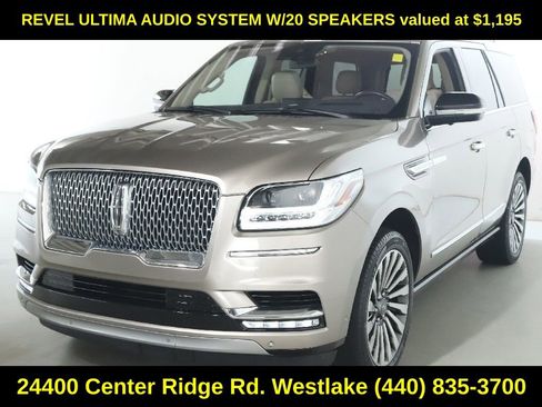 Used 2019 Lincoln Navigator Reserve AWD/4WD image 4