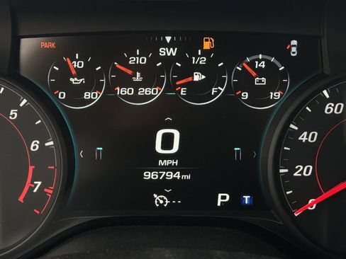 Used 2017 Chevrolet Camaro SS image 16