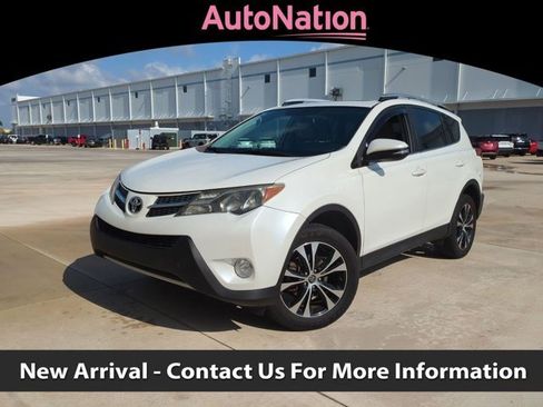 Used 2015 Toyota RAV4 Limited FWD image 1