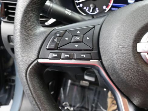 Used 2024 Nissan Sentra SV FWD image 36