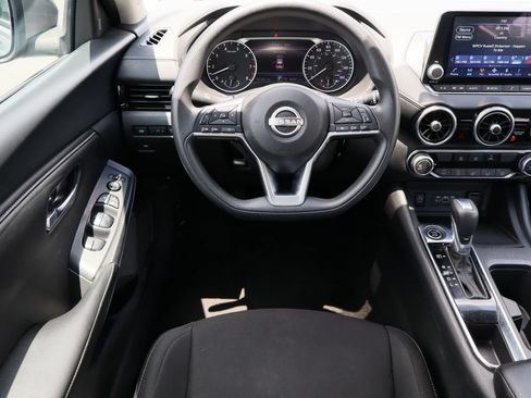Used 2024 Nissan Sentra SV FWD image 22
