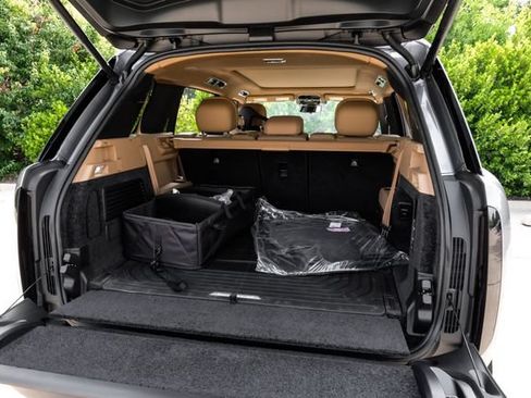New 2026 Land Rover Range Rover Long Wheelbase SE AWD/4WD image 59