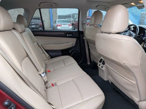 Used 2017 Subaru Outback 2.5i Limited image 20