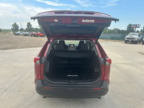 Used 2020 Toyota RAV4 XLE w/ Convenience Package AWD/4WD image 23