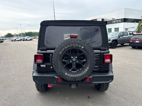 Used 2019 Jeep Wrangler Unlimited Rubicon AWD/4WD image 4