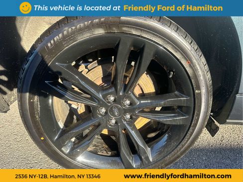 Used 2024 Ford Edge ST w/ Equipment Group 401A image 17