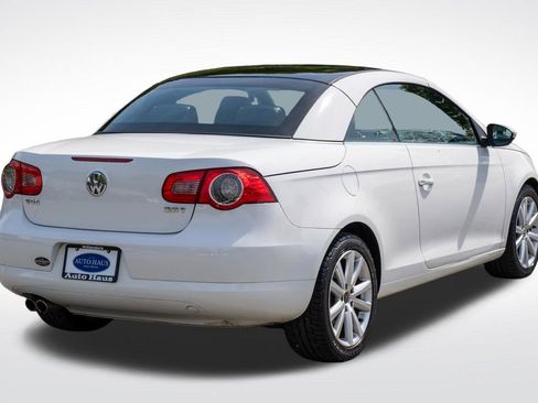 Used 2010 Volkswagen Eos Komfort image 29