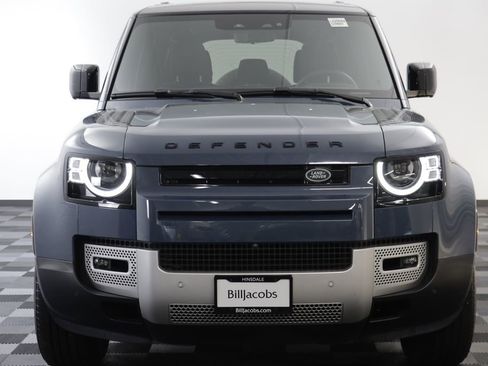 Used 2025 Land Rover Defender 110 S AWD/4WD image 23