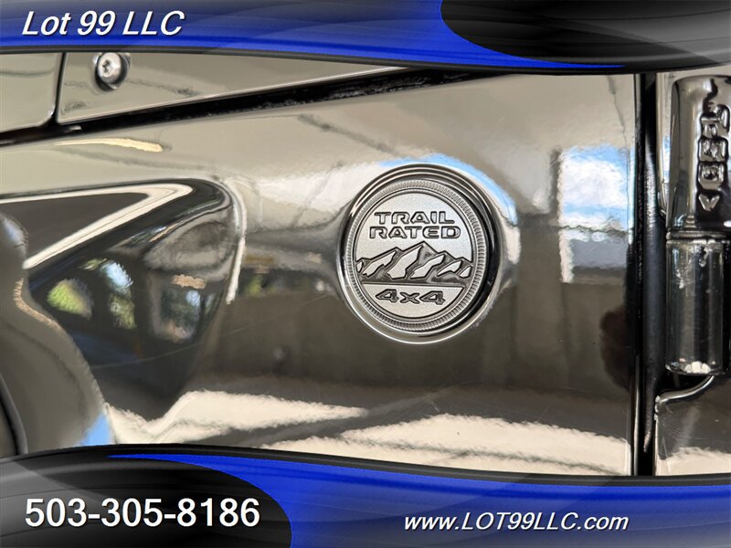 Used 2022 Jeep Gladiator Sport AWD/4WD image 45