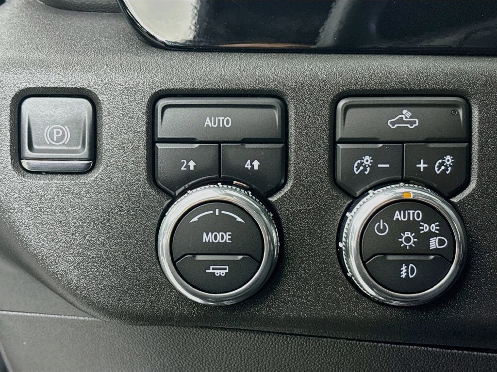 Certified 2026 GMC Sierra 1500 Elevation AWD/4WD image 11