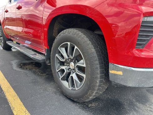 Used 2024 Chevrolet Silverado 1500 LT image 4