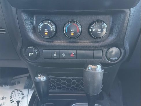 Used 2015 Jeep Wrangler Unlimited Sport AWD/4WD image 36