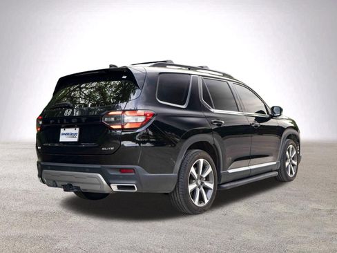 Used 2024 Honda Pilot Elite image 9