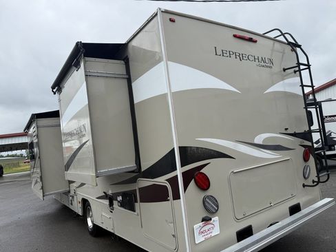 Used 2017 Ford E-450 and Econoline 450 Super Duty w/ Motorhome Prep Package RWD image 30