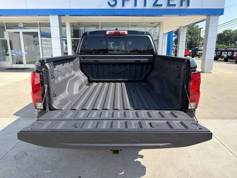 Used 2024 Chevrolet Colorado Trail Boss w/ Technology Package AWD/4WD image 25