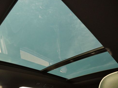 Used 2024 Volkswagen Atlas Cross Sport SEL Premium R-Line AWD/4WD image 34