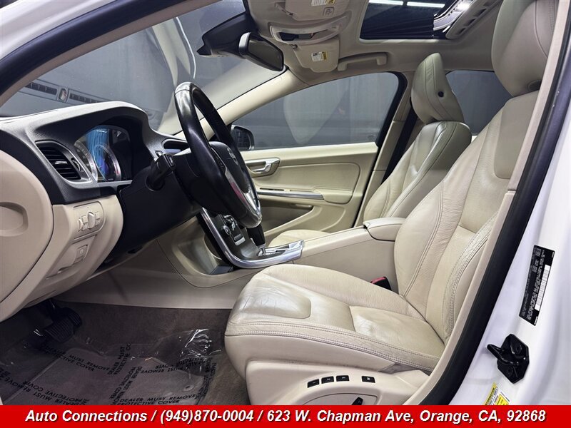 Used 2012 Volvo S60 T5 w/ Climate Pkg FWD image 6