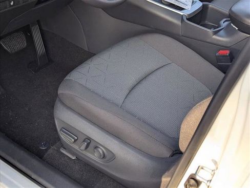 New 2025 Toyota RAV4 XLE image 4