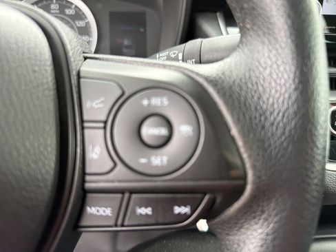 Certified 2022 Toyota Corolla LE image 8