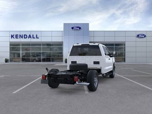 New 2025 Ford F350 XL w/ XL Chrome Package AWD/4WD image 8