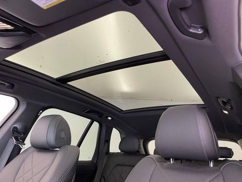 Used 2024 BMW X5 xDrive40i w/ Premium Package AWD/4WD image 15