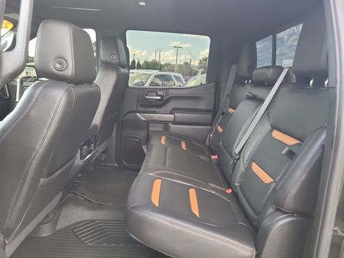 Used 2020 GMC Sierra 1500 AT4 w/ AT4 Premium Package AWD/4WD image 13