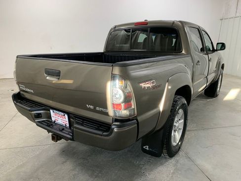 Used 2011 Toyota Tacoma 4x4 Double Cab image 21