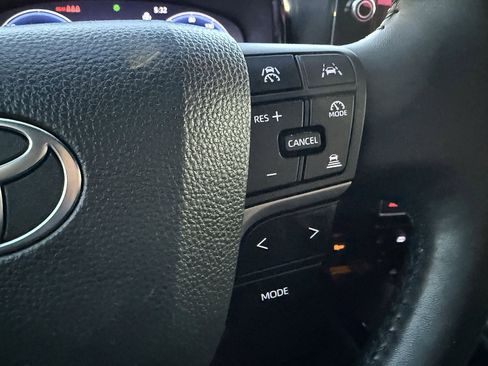 Used 2025 Toyota Camry XSE image 18