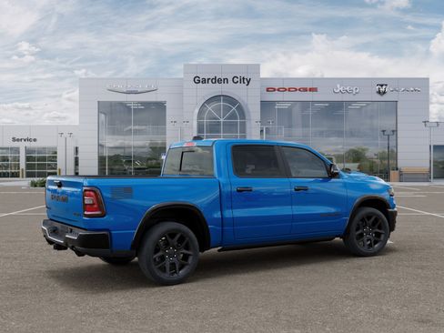 New 2026 RAM 1500 Laramie AWD/4WD image 5