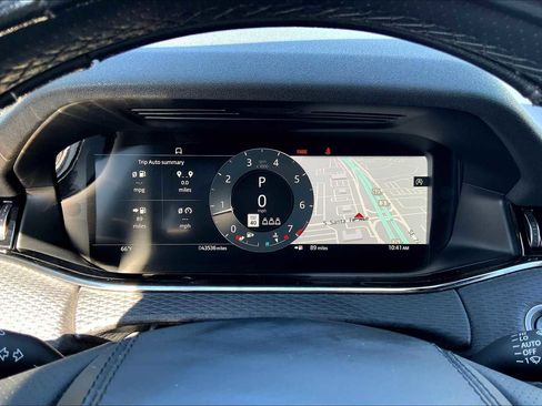 Used 2023 Land Rover Range Rover Evoque HST image 25