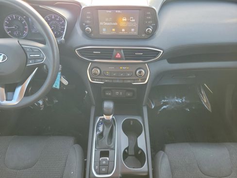 Used 2019 Hyundai Santa Fe SE image 16