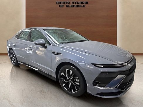 Certified 2025 Hyundai Sonata SEL image 8