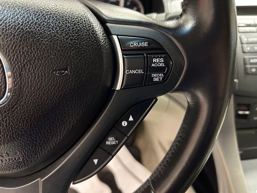 Used 2009 Acura TSX w/ Technology Package FWD image 13