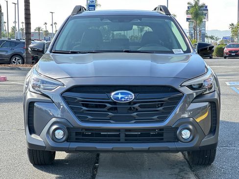 Used 2025 Subaru Outback Onyx Edition image 10