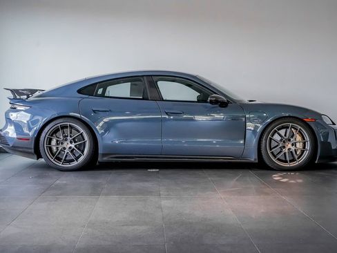 Certified 2025 Porsche Taycan Turbo GT image 8