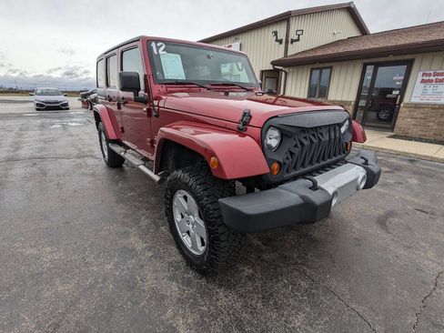 Used 2012 Jeep Wrangler Unlimited Sahara image 2