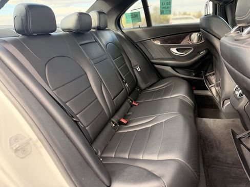 Used 2015 Mercedes-Benz C 400 4MATIC image 15