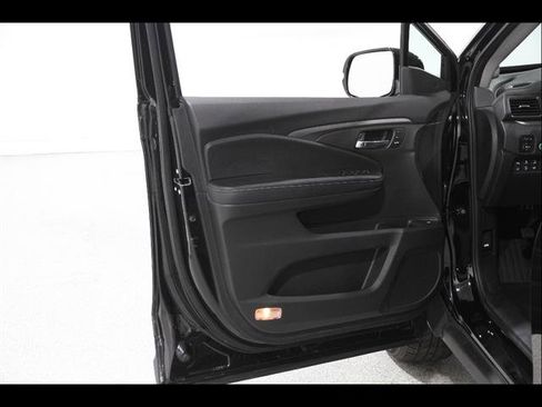 Used 2023 Honda Ridgeline RTL-E image 4