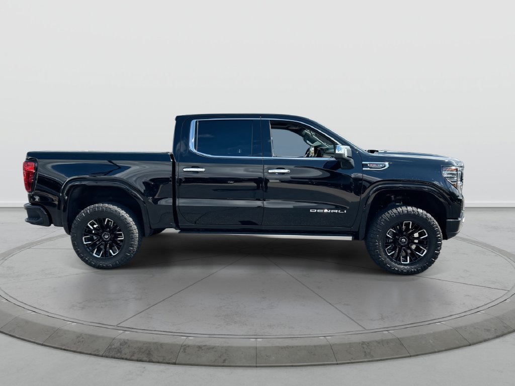 Used 2022 GMC Sierra 1500 Denali w/ Denali Reserve Package AWD/4WD image 9