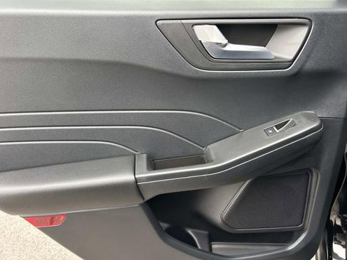 New 2026 Ford Escape ST-Line w/ Tech Pack #1 image 18