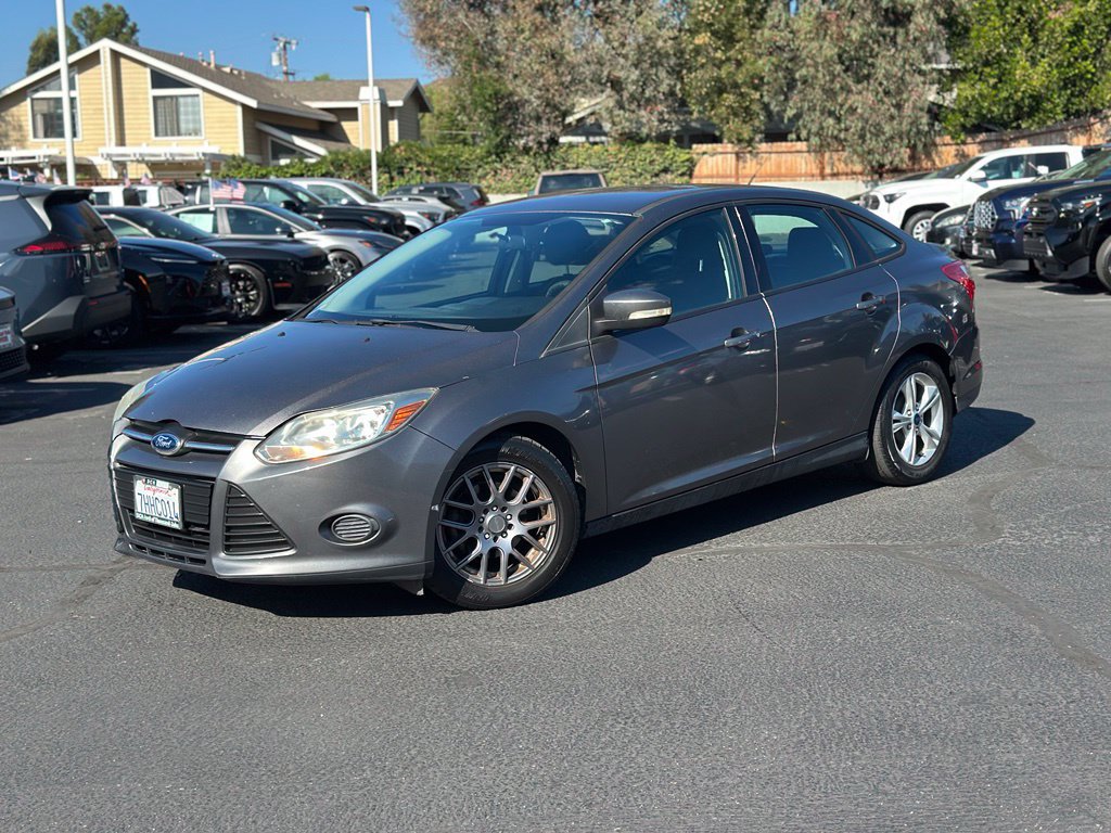 Used 2014 Ford Focus SE FWD image 1