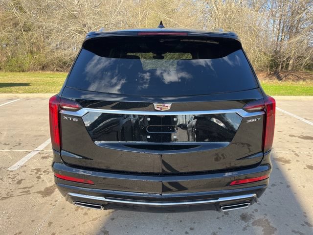 New 2025 Cadillac XT6 Luxury FWD image 4