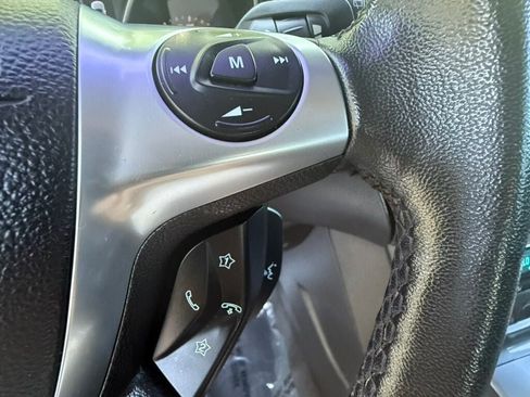 Used 2012 Ford Focus Titanium FWD image 27