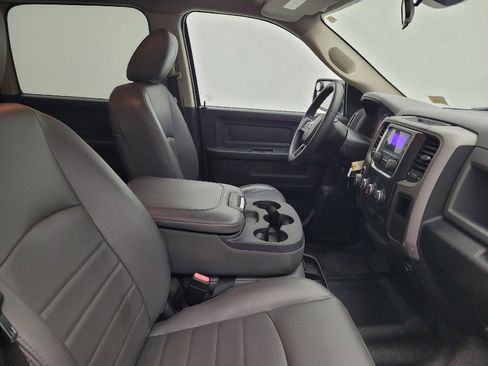Used 2016 RAM 1500 Tradesman RWD image 21