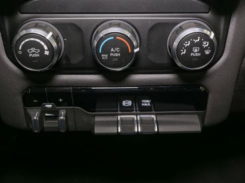 Used 2023 RAM 2500 Big Horn w/ Level 1 Equipment Group image 38