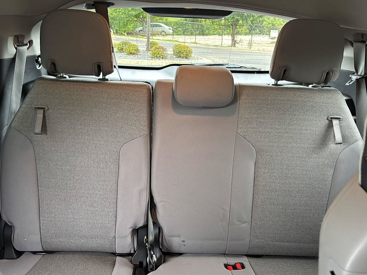Used 2025 Toyota Sienna LE FWD image 17