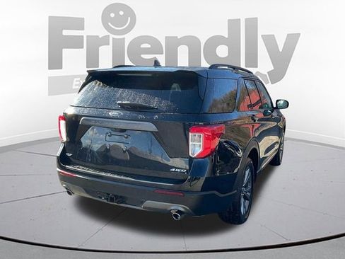 Used 2021 Ford Explorer XLT w/ Equipment Group 202A AWD/4WD image 10